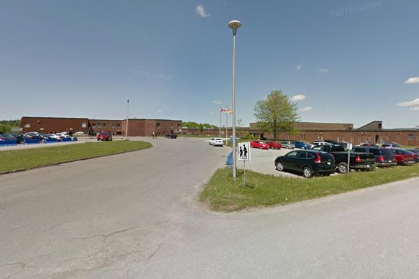 Trường Trung Học Kennebecasis Valley High School – Quispamsis, New Brunswick, Canada